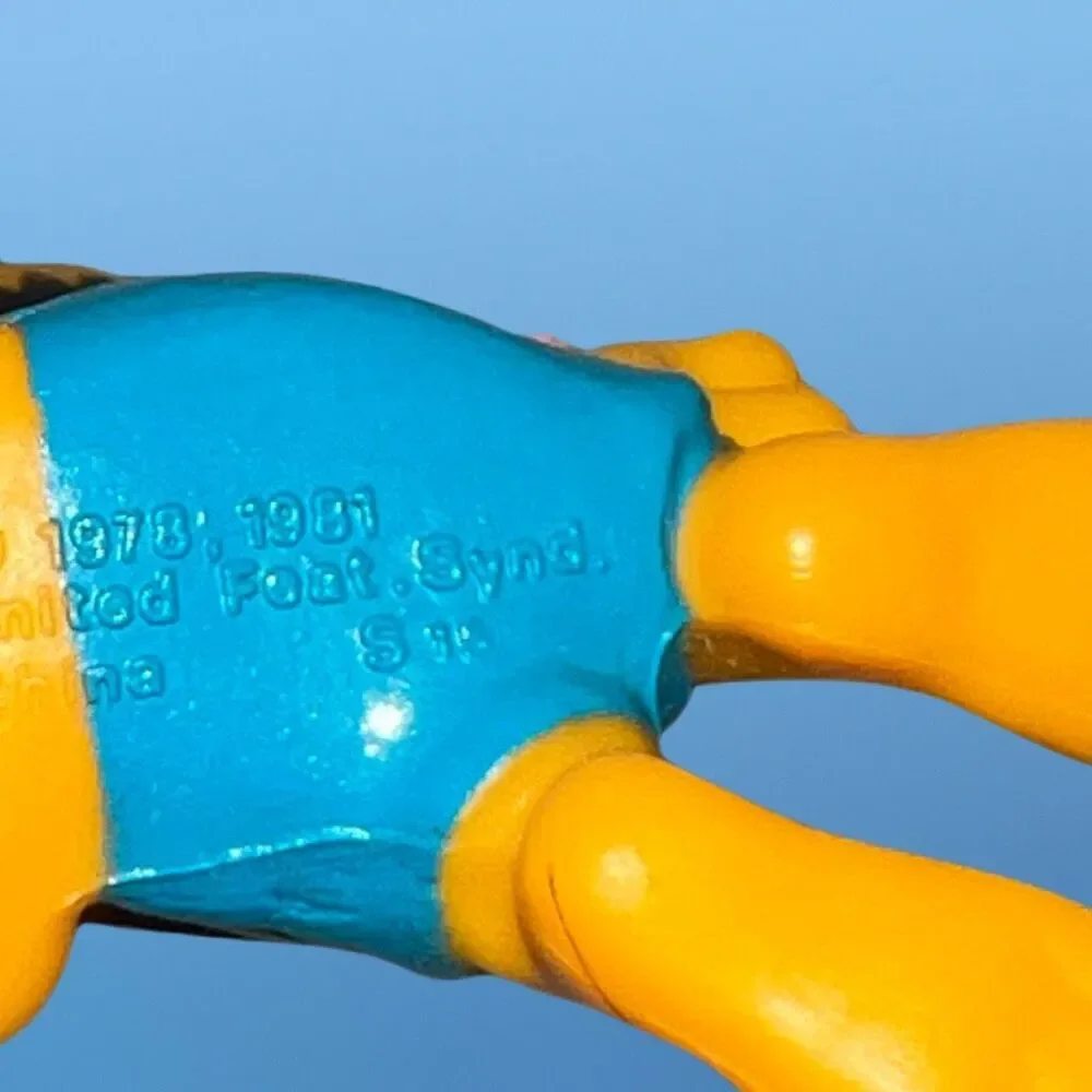 Vintage 1981 Garfield the Cat & Odie Scooter Figure 2”